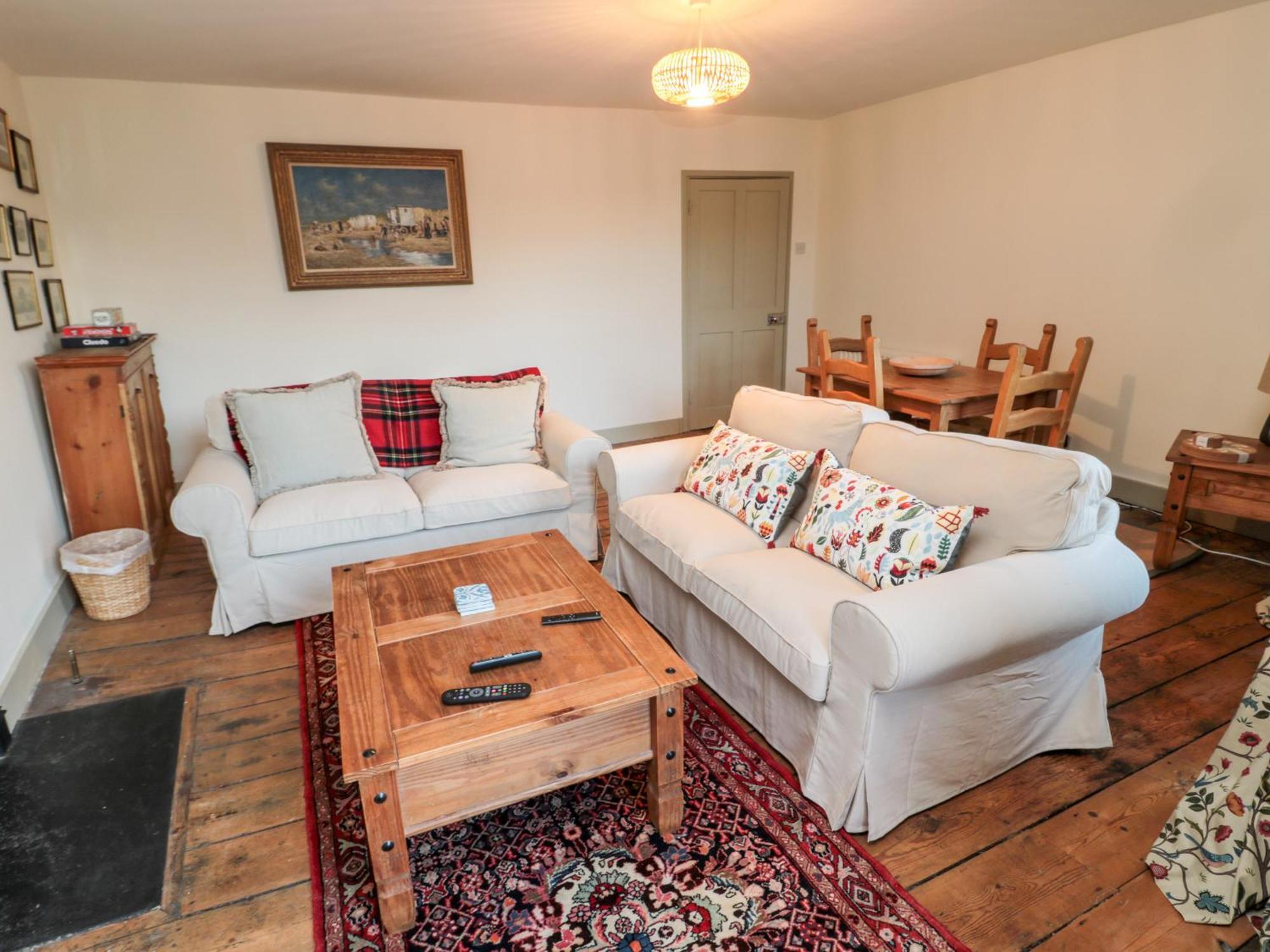 Upper Oakwood Apartment Alnwick Bagian luar foto